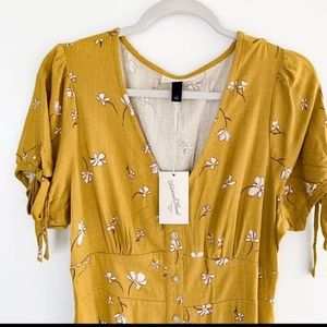 UNIVERSAL THREAD | NWT floral print midi dress